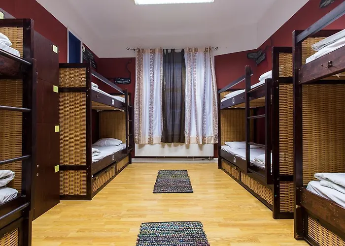 The Monk's Bunk * Reval