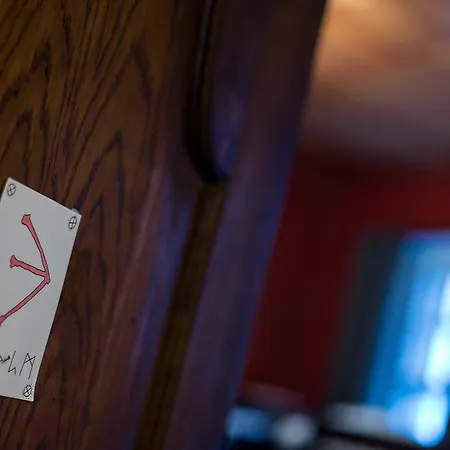 The Monk's Bunk 塔林