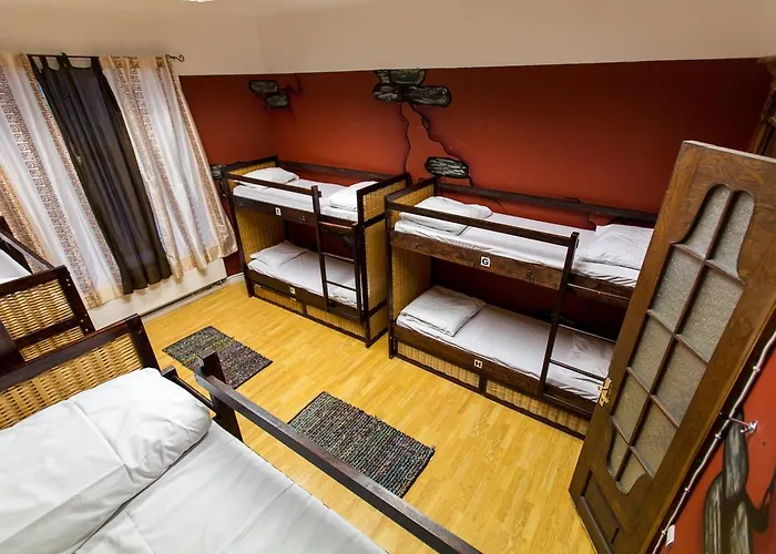 旅馆 The Monk's Bunk